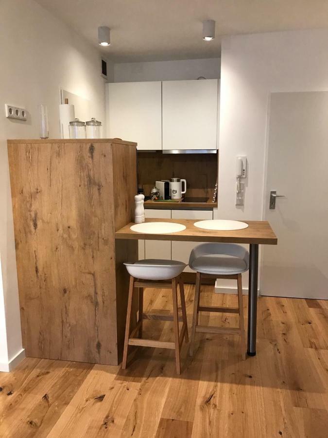 Nettes In Düsseldorf-derendorf - Stylisch + Gemütlich Apartamento *